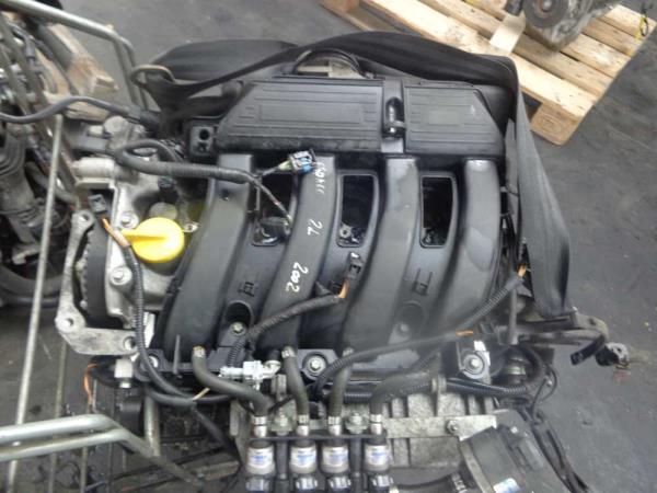 MOTEUR RENAULT 2.0 ESSENCE CODE F4RA700 - Vue 1